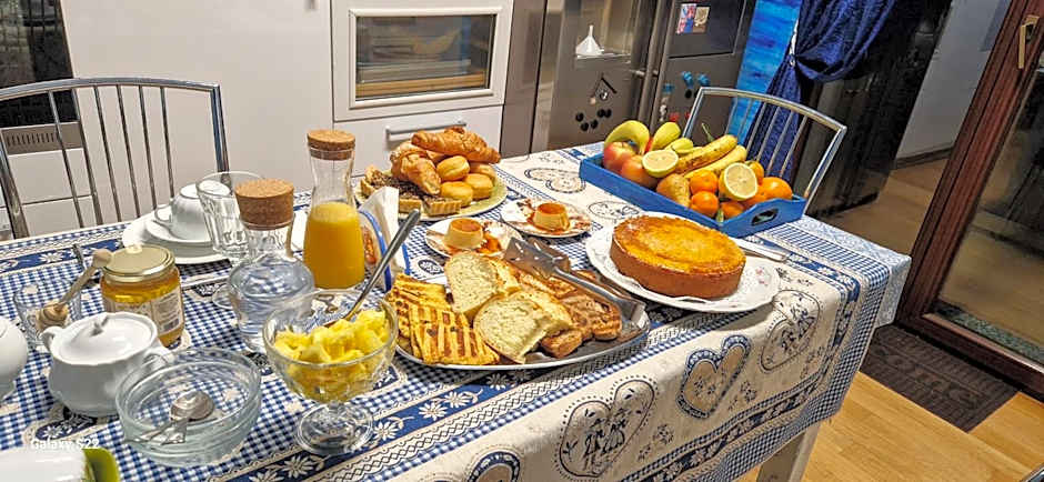 Monteceneri 9 B&b