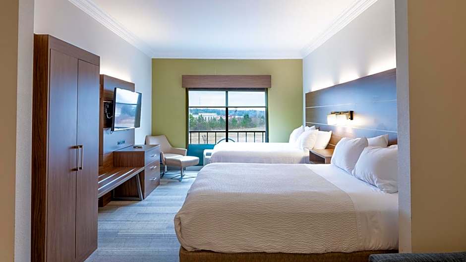 Holiday Inn Express & Suites Macon - I-475 by IHG