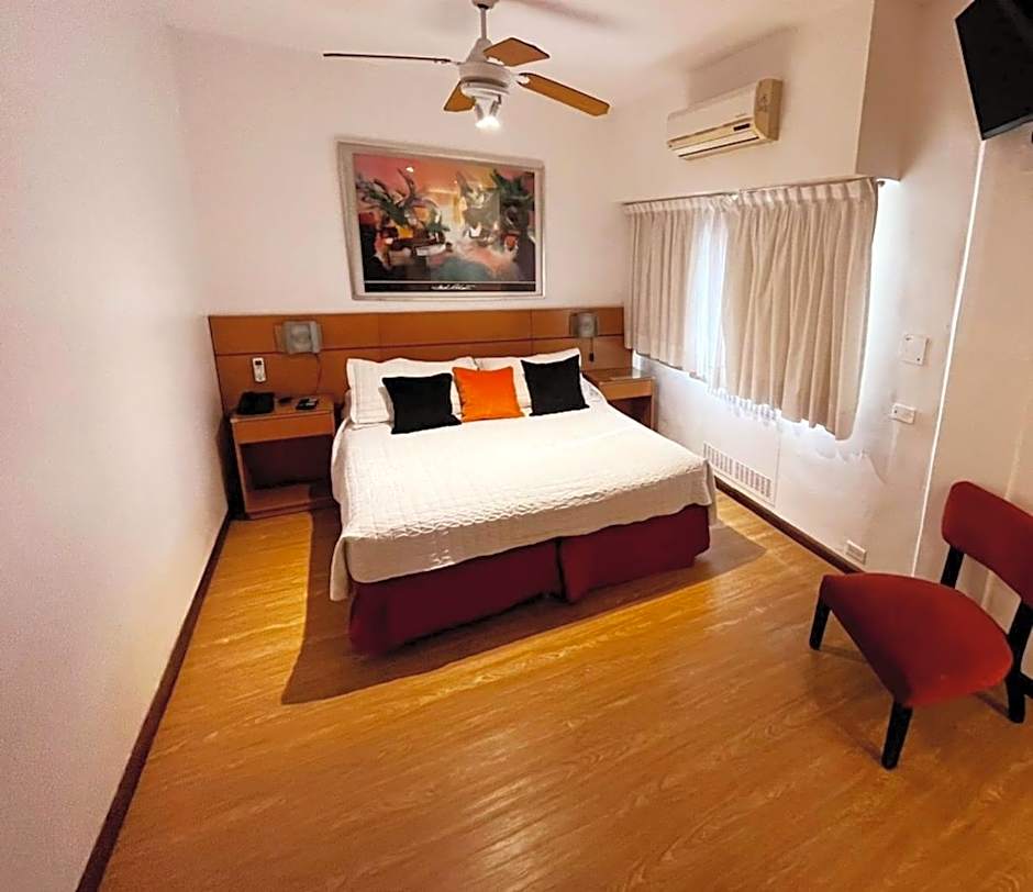 Sarmiento Palace Hotel