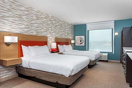 2 Queen Beds Studio Suite