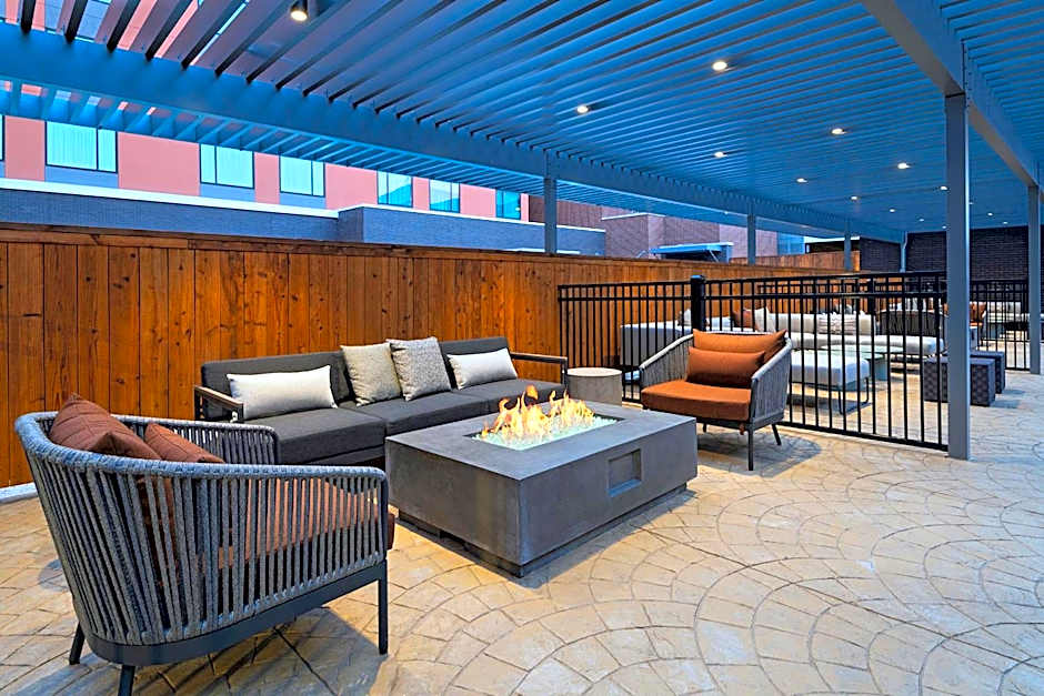 AC Hotel by Marriott Waco Downtown