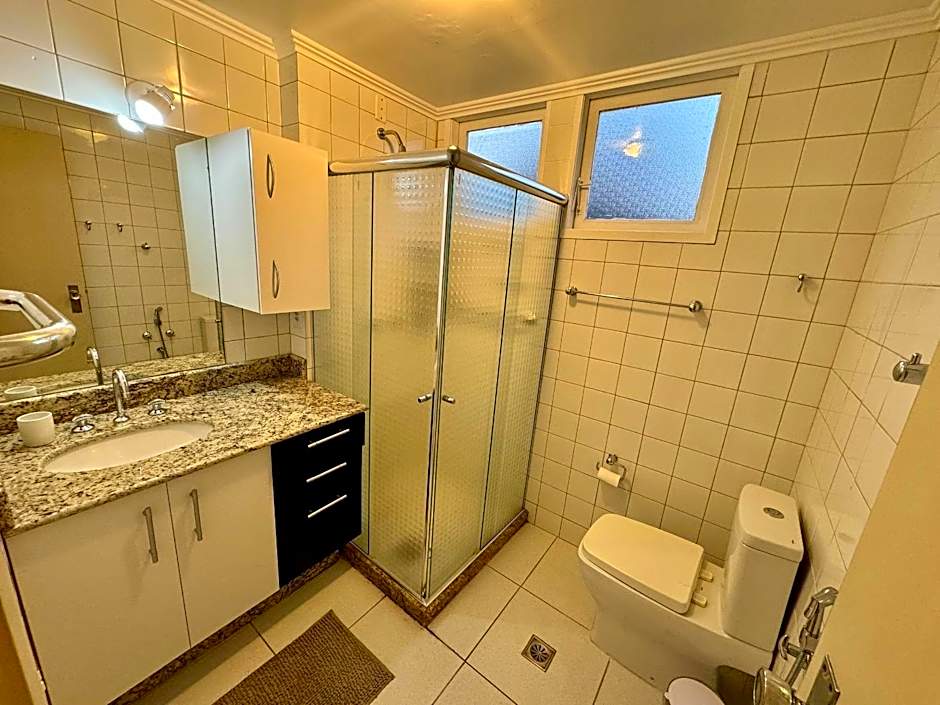 Apartamento com piscina em Olaria