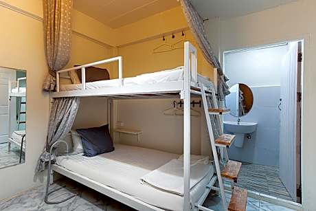 Dormitory Non-Smoking