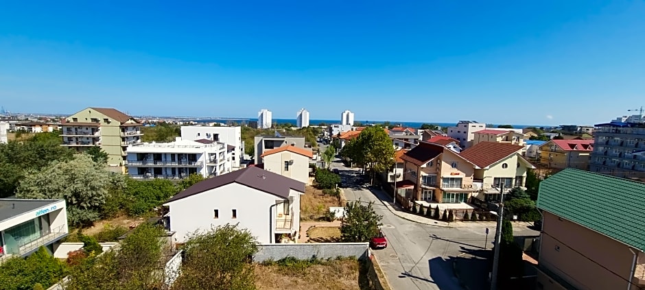 Hotel Blue Sky Resort