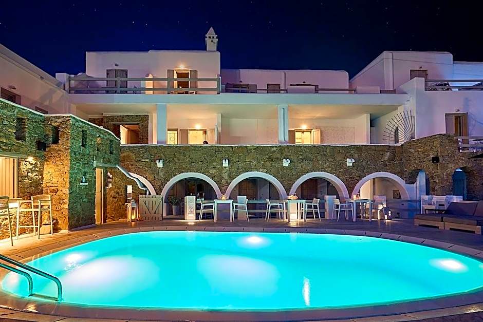 Paolas Town Boutique Hotel