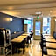 Mary's Hotel Republique