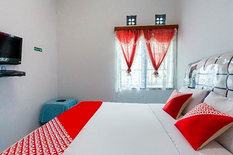 OYO 2903 Putri Residence Syariah