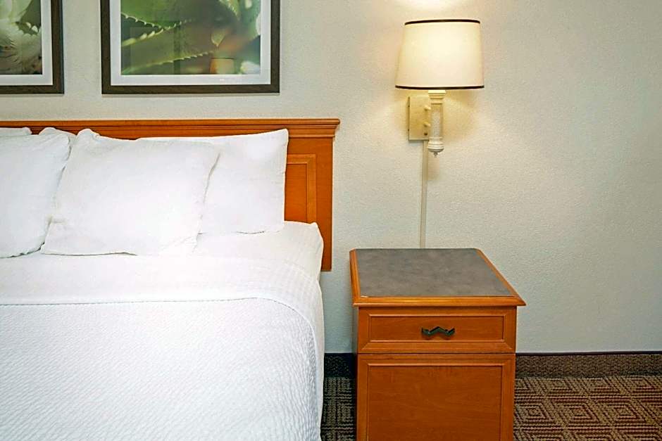 La Quinta Inn & Suites by Wyndham Salt Lake City Layton