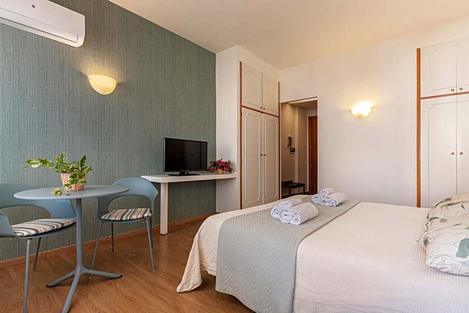 Marbela Apartments & Suites