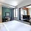Evergreen Place Siam by UHG