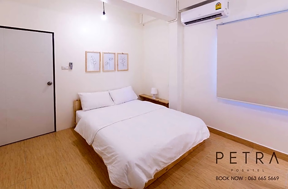 Petra Poshtel Donmuang