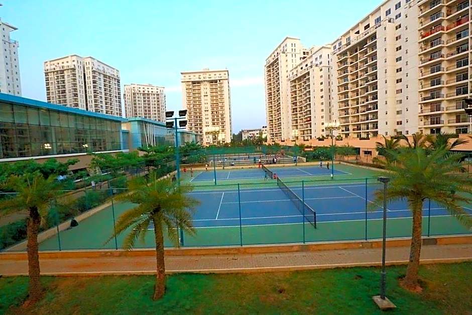 Crest Executive Suites