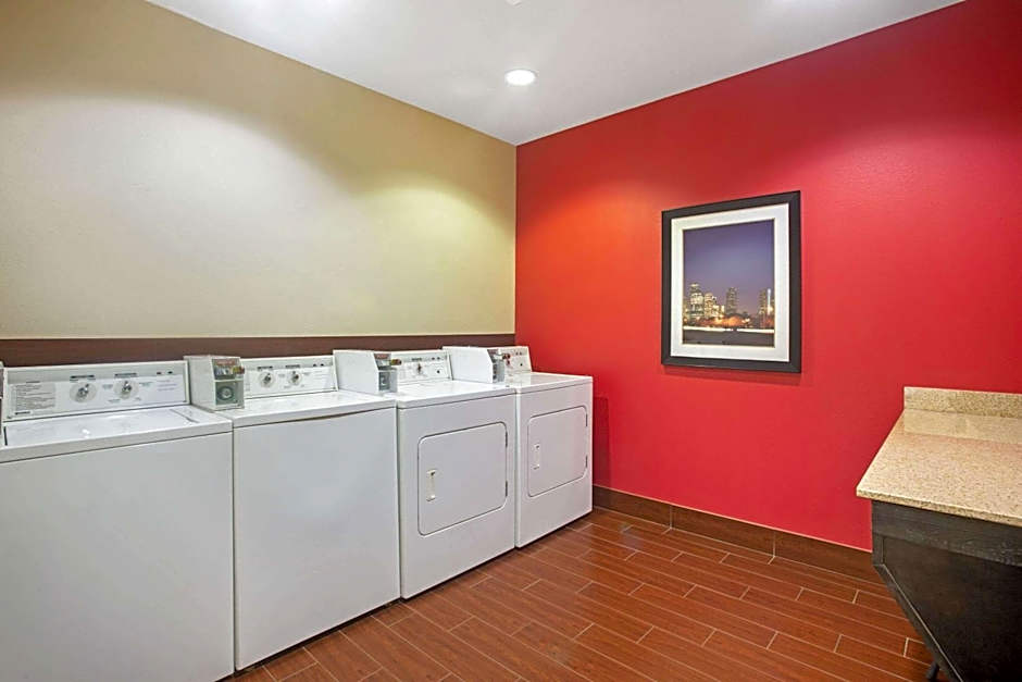 La Quinta Inn & Suites by Wyndham Pearsall