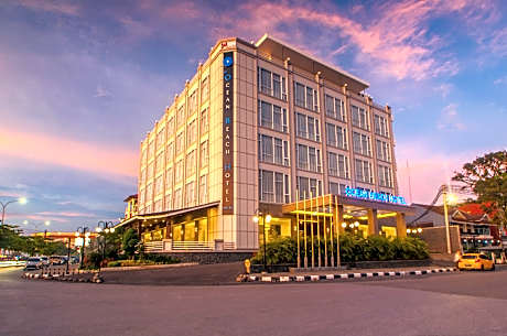 Ocean Beach Hotel Padang