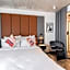 The Londoner Hotel St. Julian's
