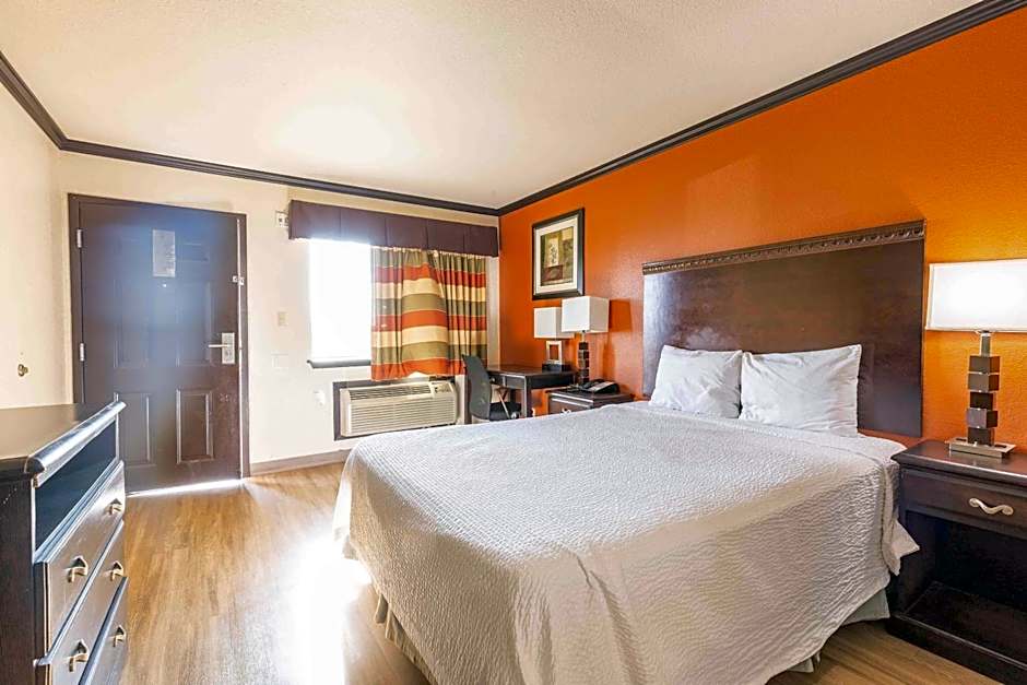 Days Inn by Wyndham Oklahoma City/Moore