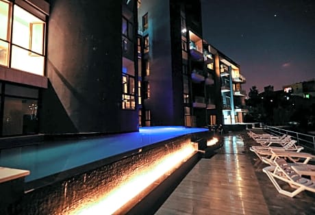 Connecting Rooms