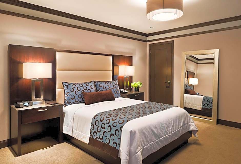 The Pearl New York