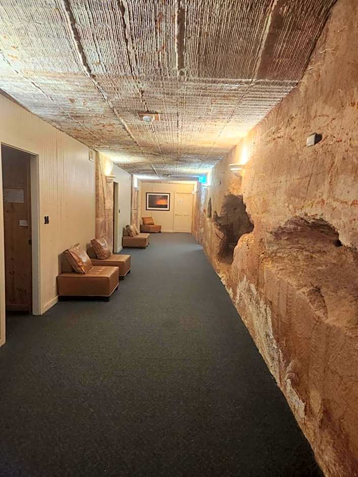 Coober Pedy Experience Motel