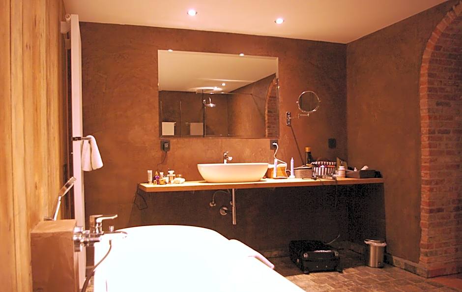 B&B Canal Deluxe