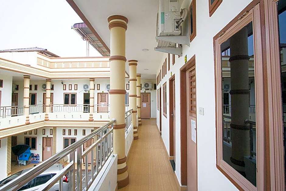 RedDoorz @ Pematangsiantar 2