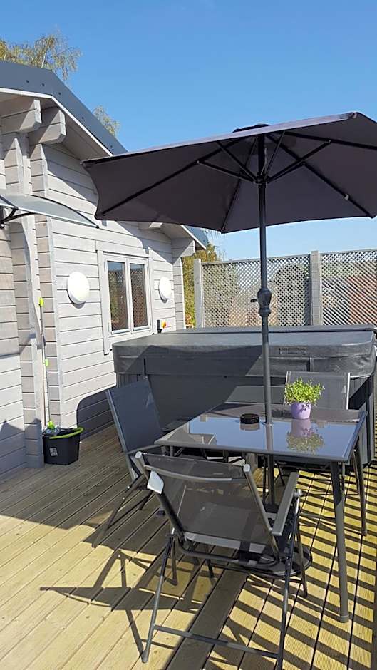 Ruth's Retreat Country Retreat with private hot tub