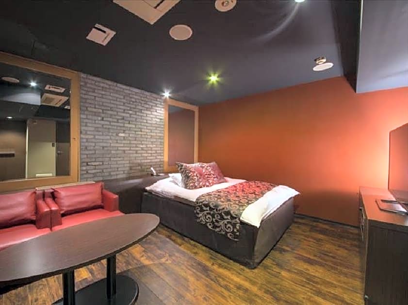 Hotel Beni West