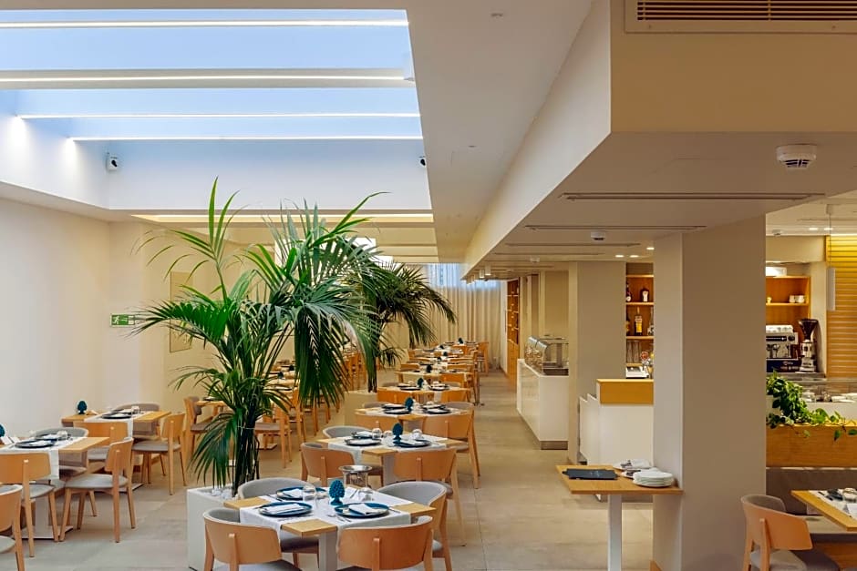 Albatros Beach Hotel