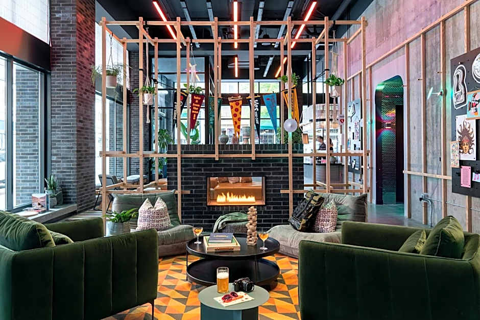 Moxy Portland Downtown