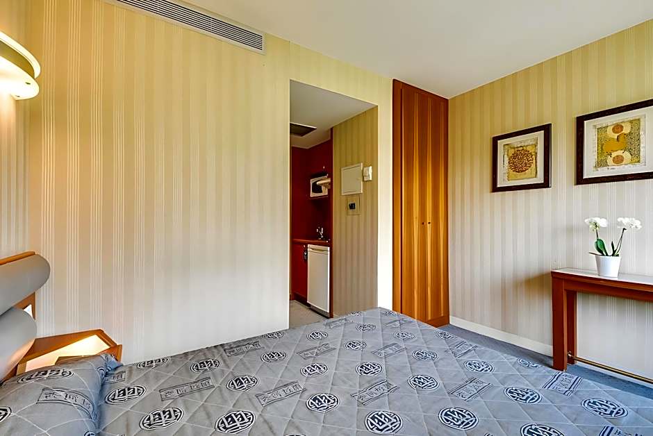 Villa Luxembourg Hotel