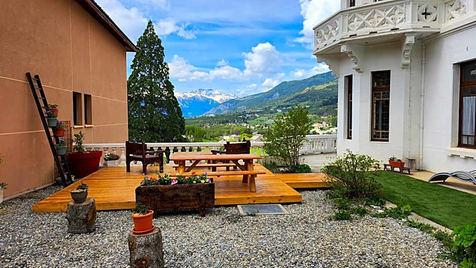 Résidence Château des Magnans by Nevesol