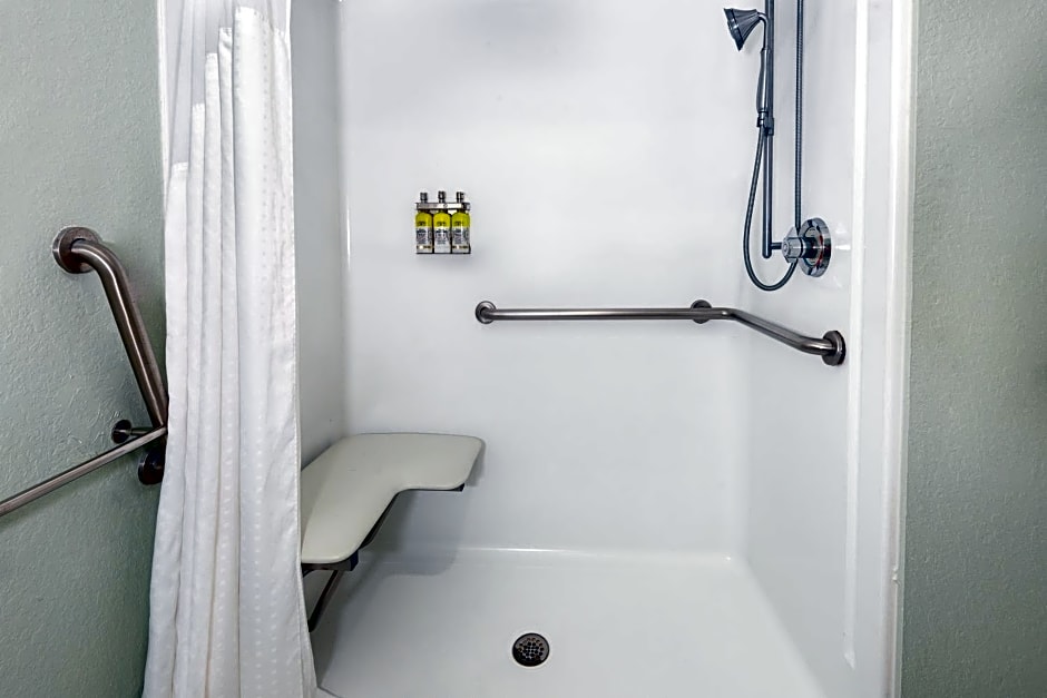 Holiday Inn Express Hotel & Suites Bonita Springs By IHG
