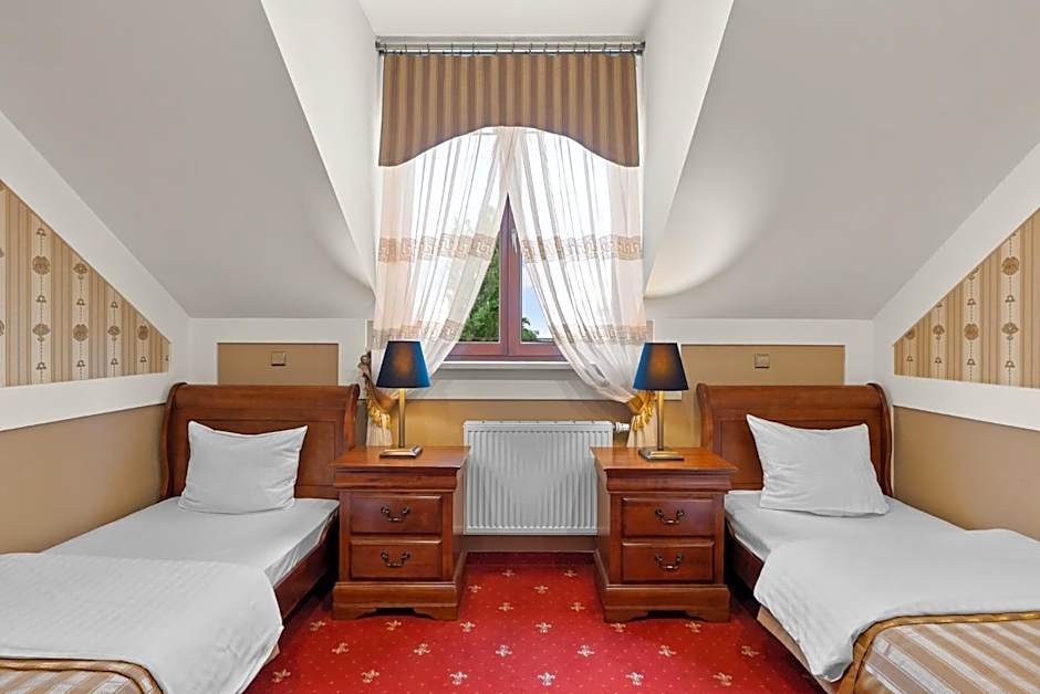 Hotel Diament Arsenal Palace Katowice - Chorzów