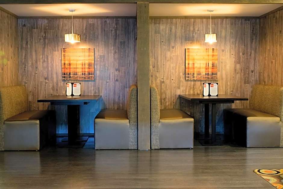 Ramada by Wyndham Indiana