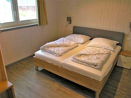 Schwan (mit offener Galerie)