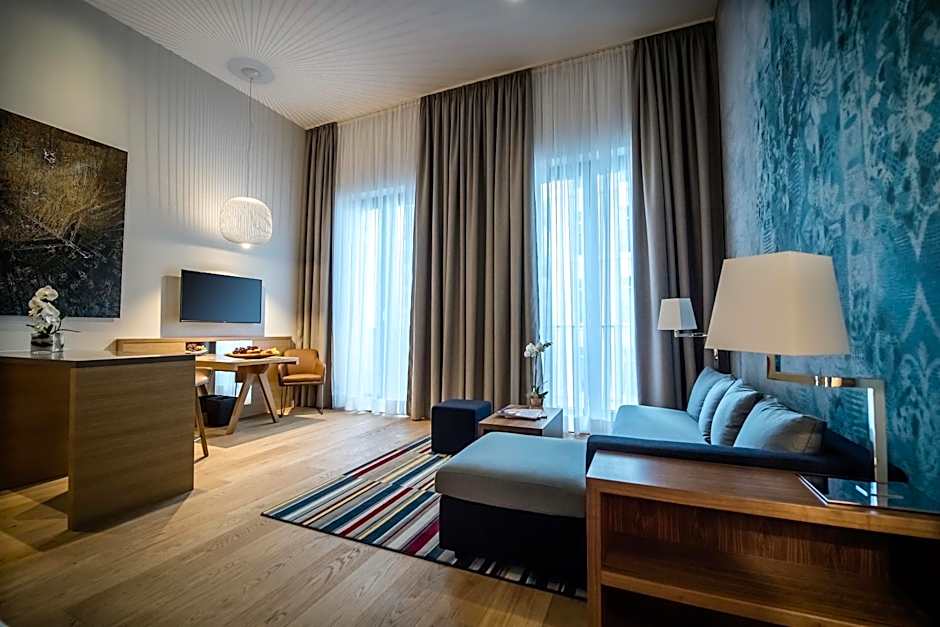 The Wellem, in The Unbound Collection by Hyatt