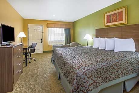 King Room - Disability Access/Non-Smoking