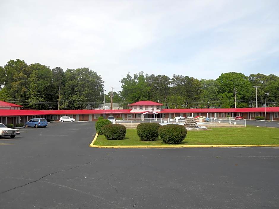 Cascades Motel - Chattanooga