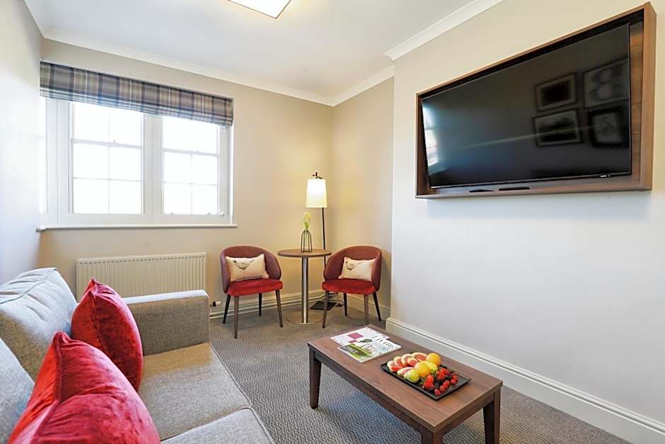De Vere Cranage Estate