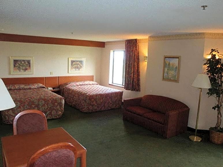 Syracuse Inn and Suites