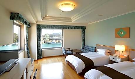 Twin - Non-Smoking Room