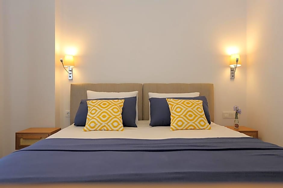 AtaÇesme Otel