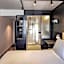 Tribe Paris Batignolles