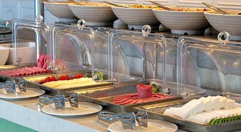 Days Inn by Wyndham Alanya