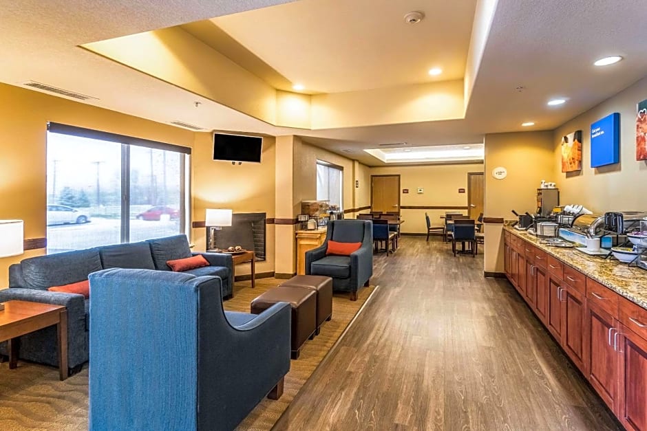 Comfort Inn & Suites
