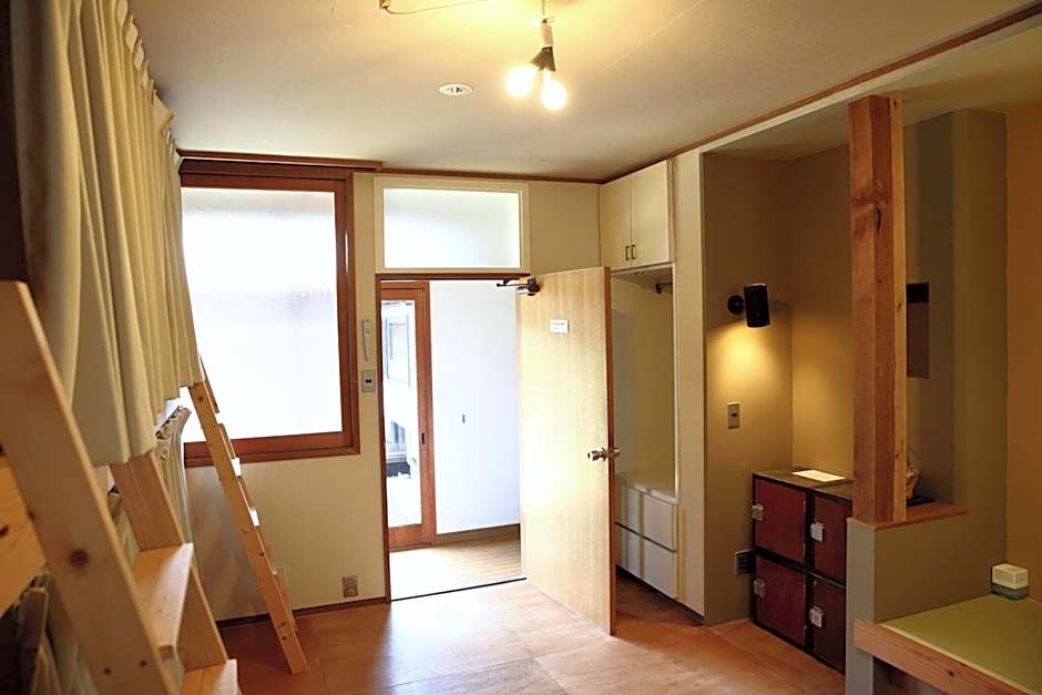 Yuzan Guesthouse