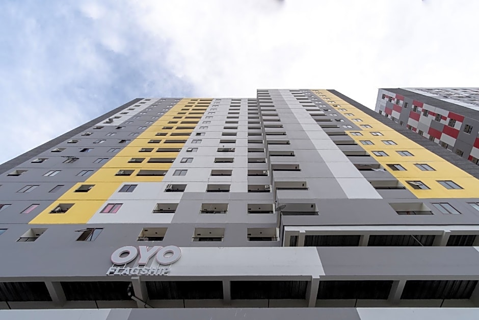 OYO Flagship 1481 Apartemen Sentraland Medan
