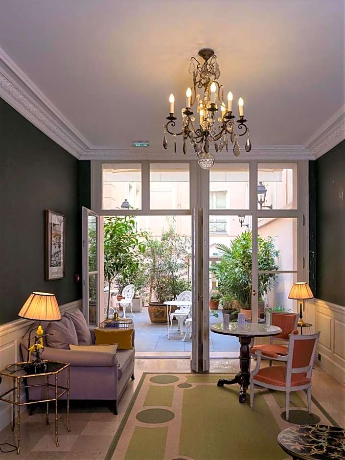 Hôtel du Danube Saint Germain