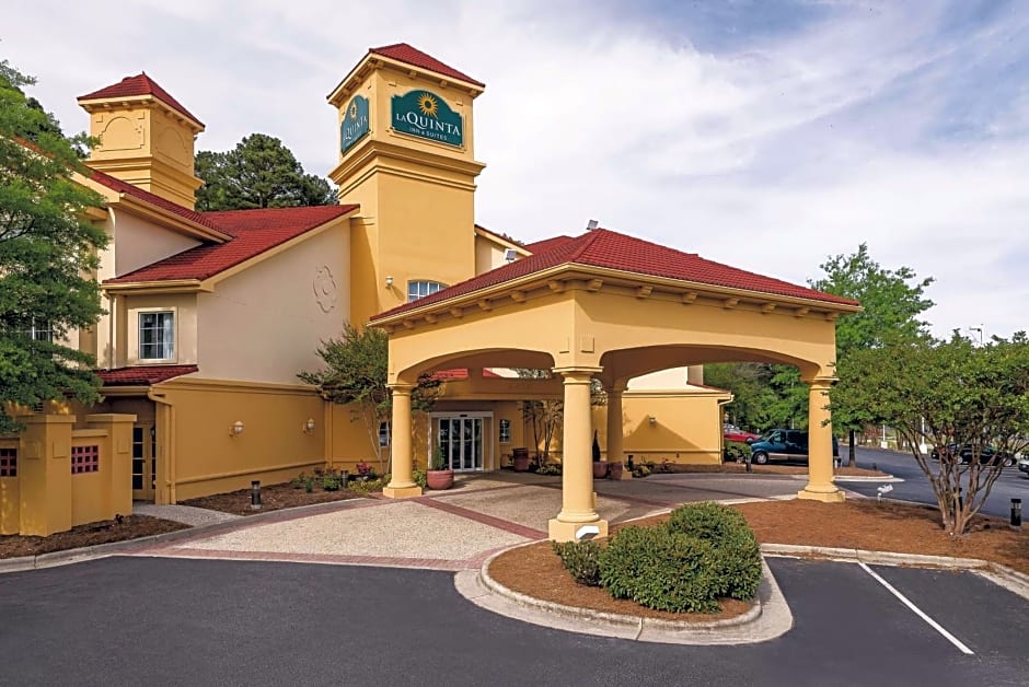 La Quinta Inn & Suites by Wyndham Durham Chapel Hill