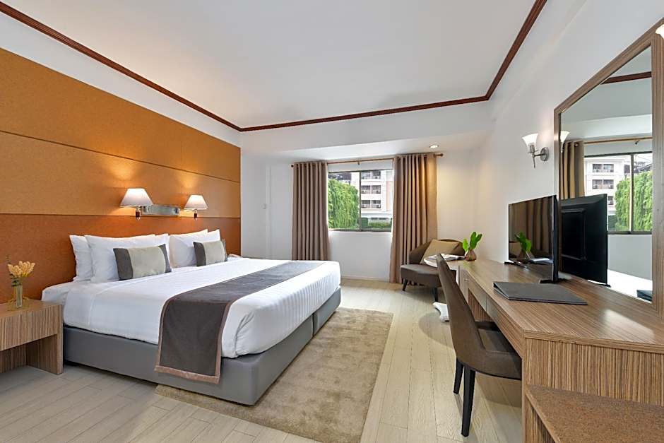 The Beverly Hotel Pattaya (SHA Plus)